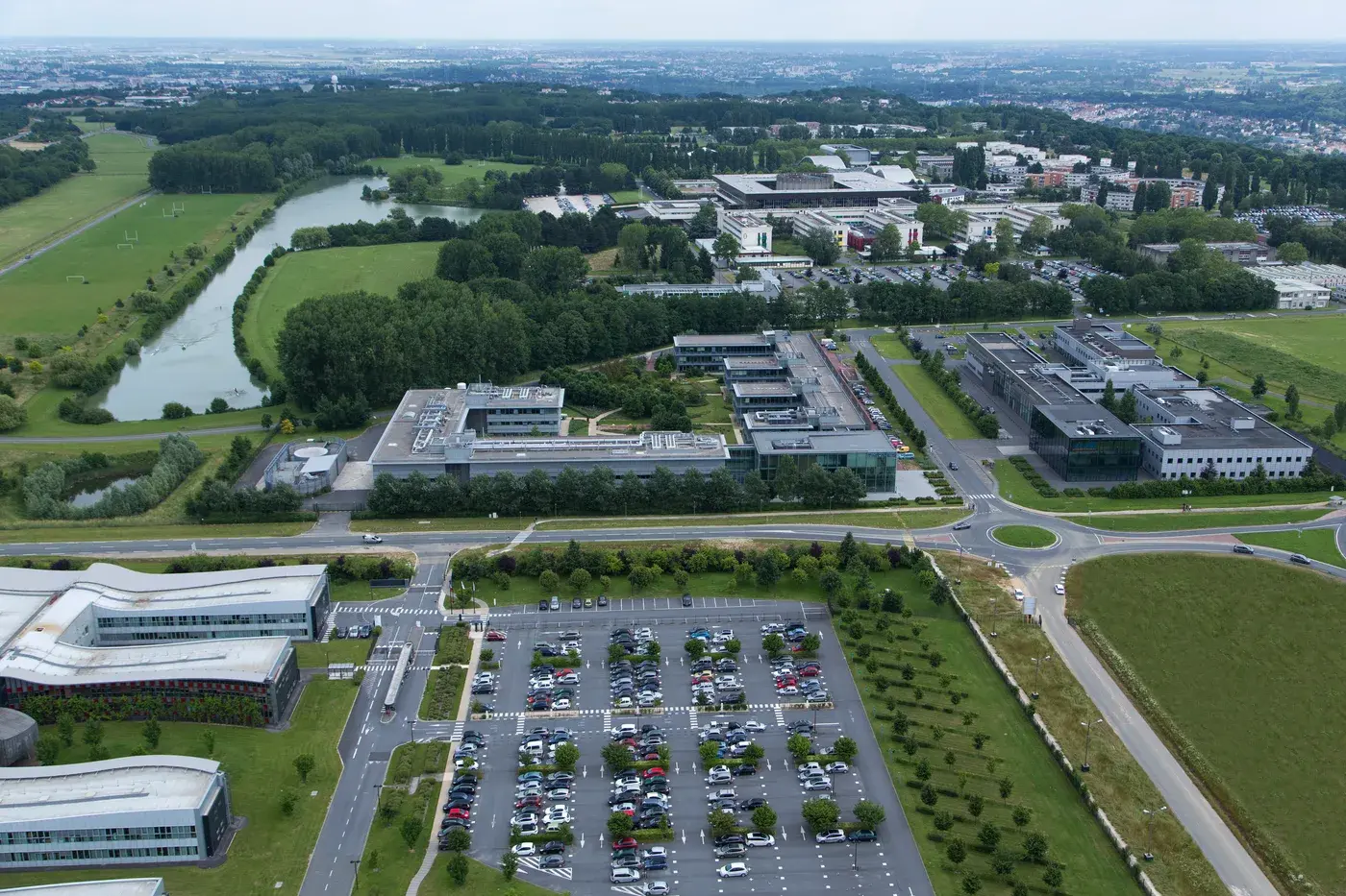Khuôn viên École Polytechnique tại Palaiseau