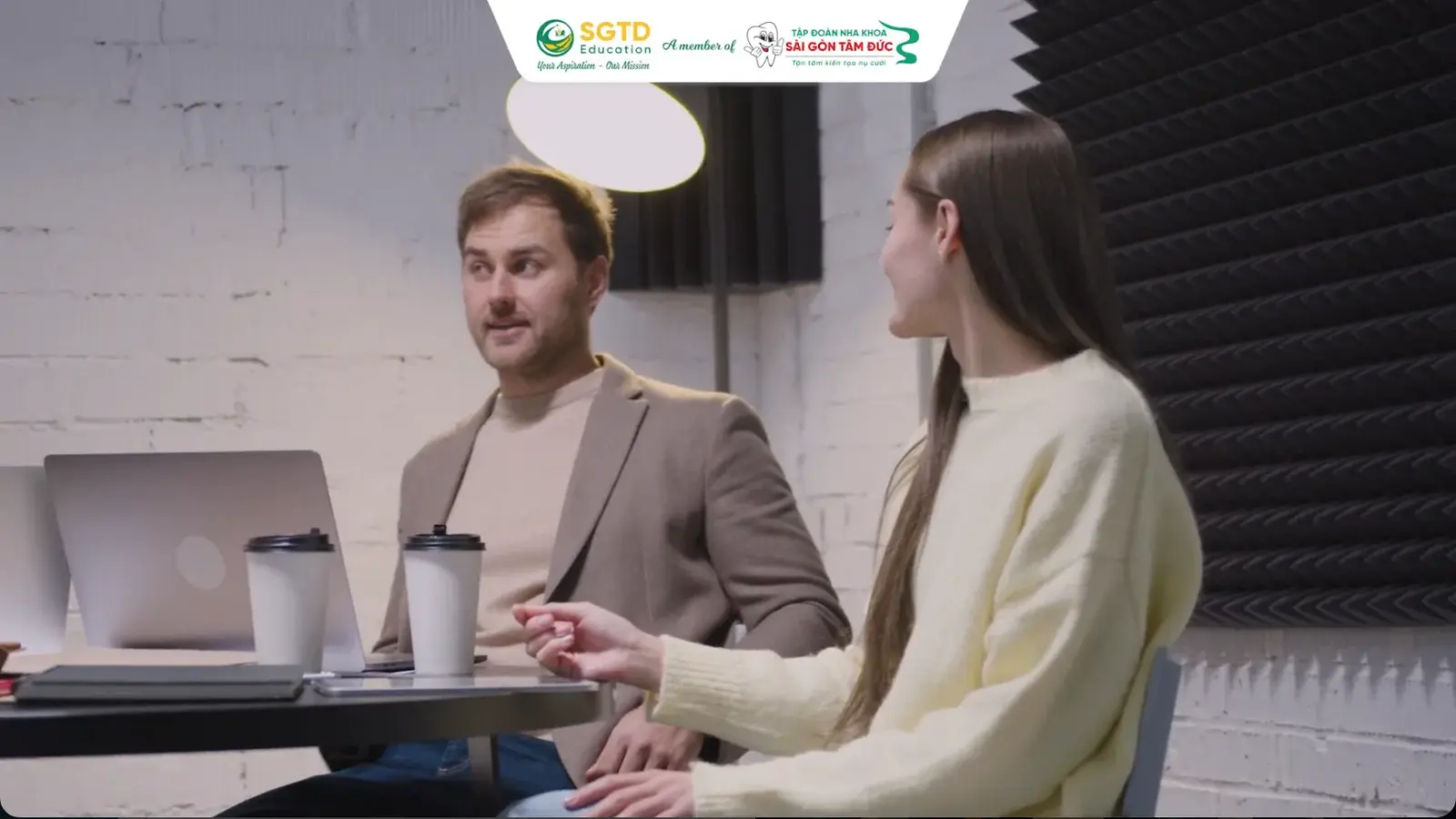 Ảnh nền video giới thiệu SGTD Education