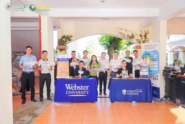 Phần giới thiệu mở đầu buổi làm việc