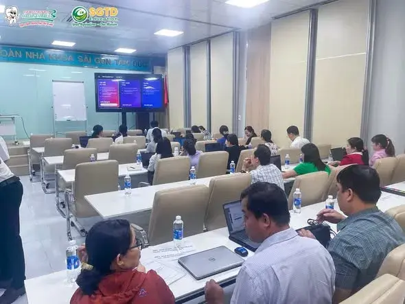 Buổi Học Lý Thuyết Nền Tảng của Giáo Viên Thời Đại 4.0