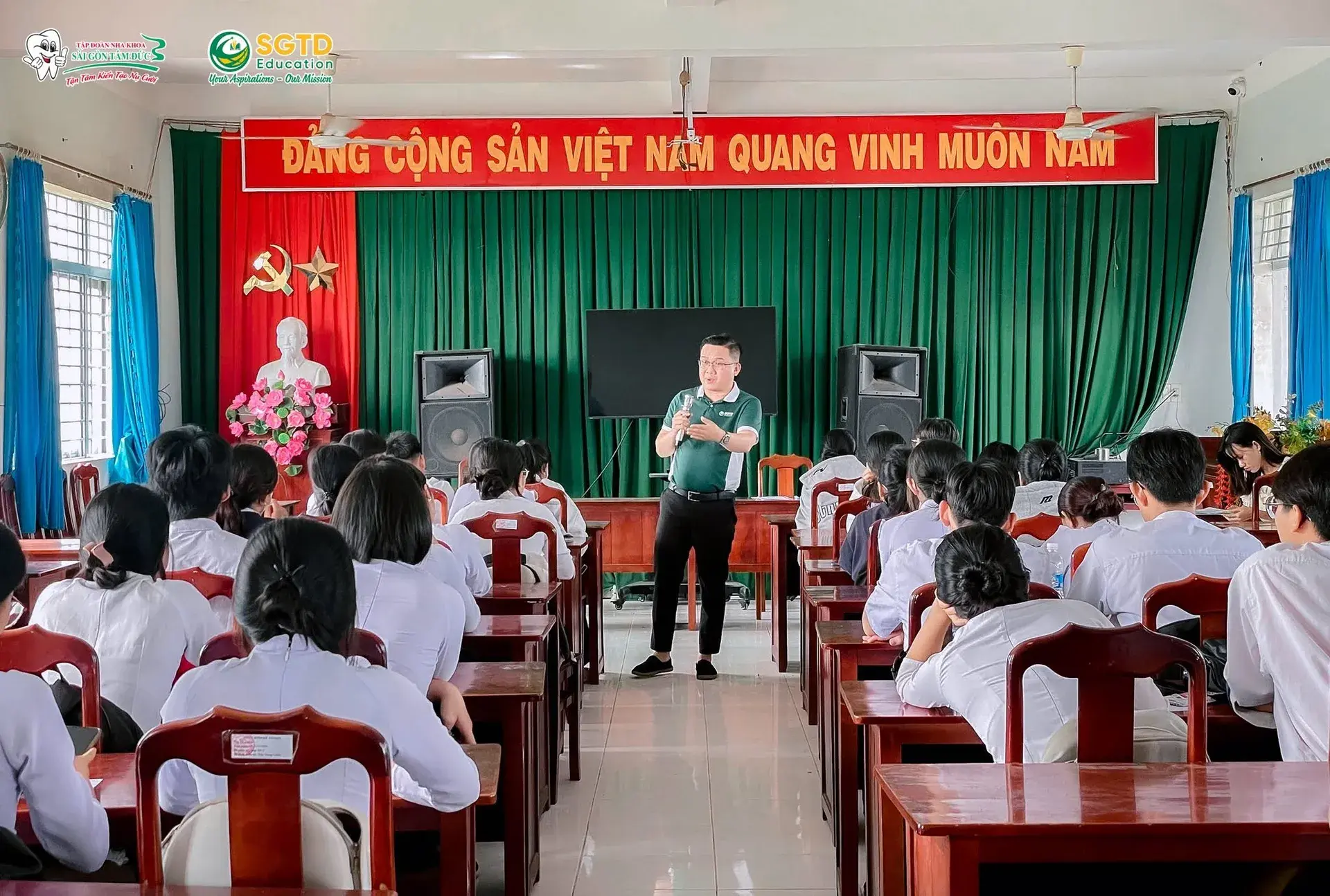 Phần tư vấn về nền tảng học lực và ngoại ngữ