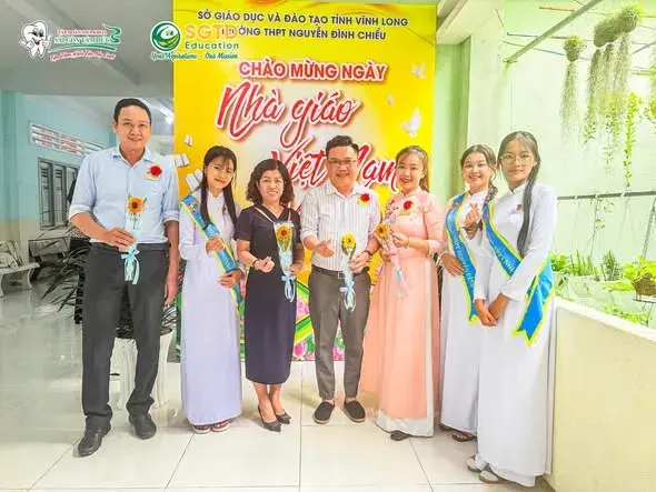Ngày Nhà Giáo Việt Nam 20/11 tại THPT Chuyên Nguyễn Thiện Thành