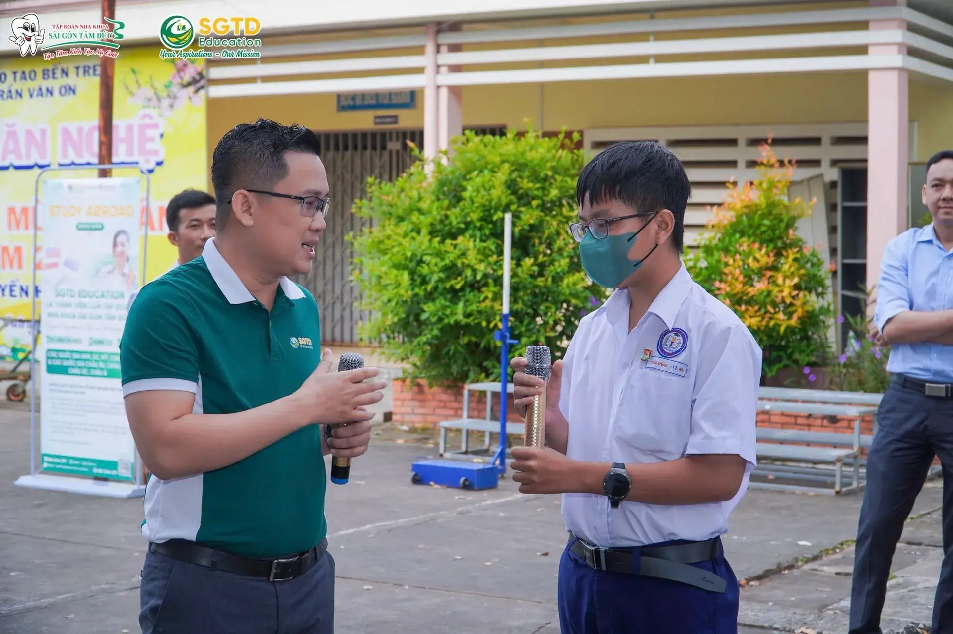 Chia sẻ về lộ trình học tập và du học