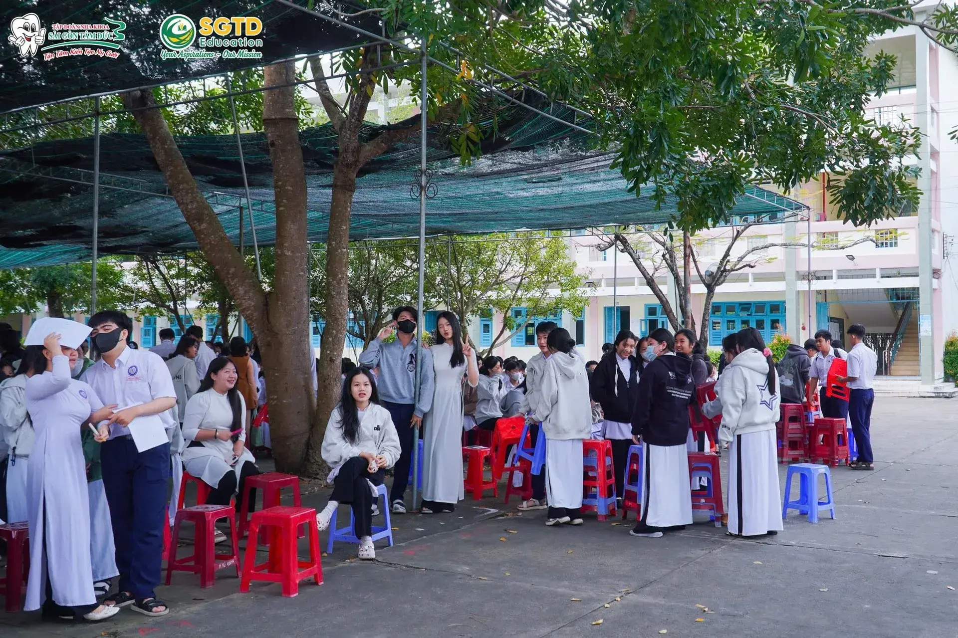 Phần trình bày của đội ngũ SGTD Education