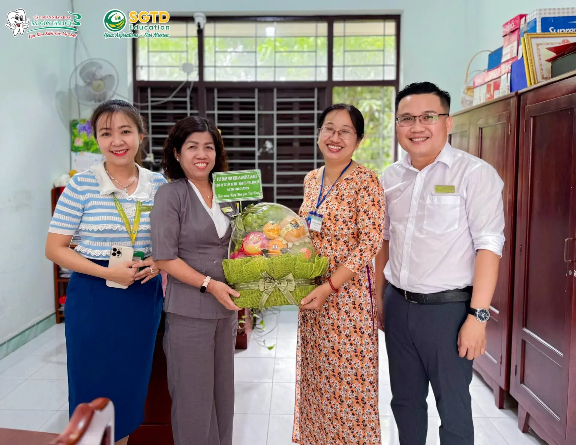 SGTD Education đồng hành tri ân Thầy Cô tại các trường THPT Vĩnh Long