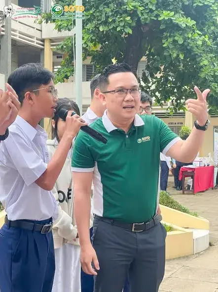 Buổi hướng nghiệp sáng 22/11/2025 tại sân trường