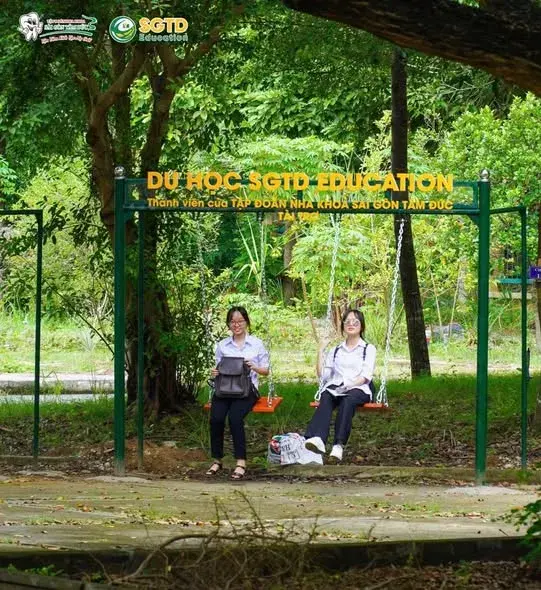 Các gian giới thiệu chương trình của trường quốc tế