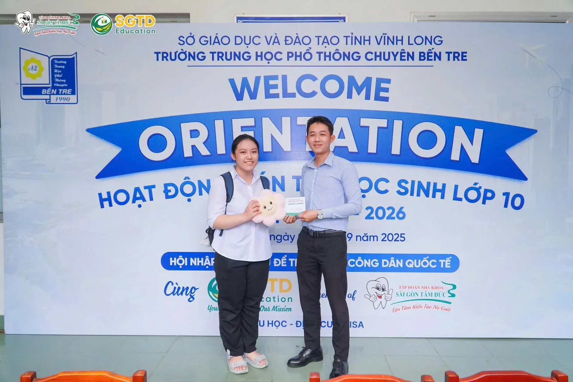 Học sinh ghi lại thông tin cần thiết