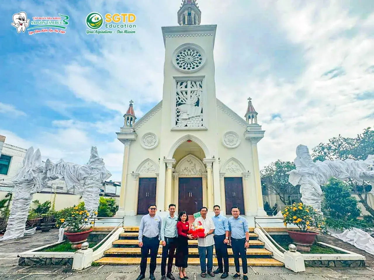 Giáng Sinh Yêu Thương – SGTD Education Nâng Bước Ước Mơ Du Học