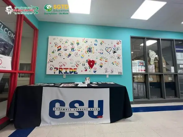 Quầy Hội sinh viên Cornwall trong khuôn viên campus Cornwall của St. Lawrence College