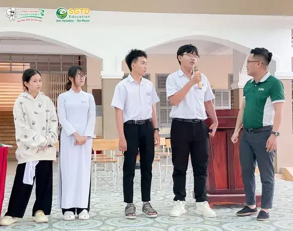 Phần chia sẻ của đội ngũ SGTD Education