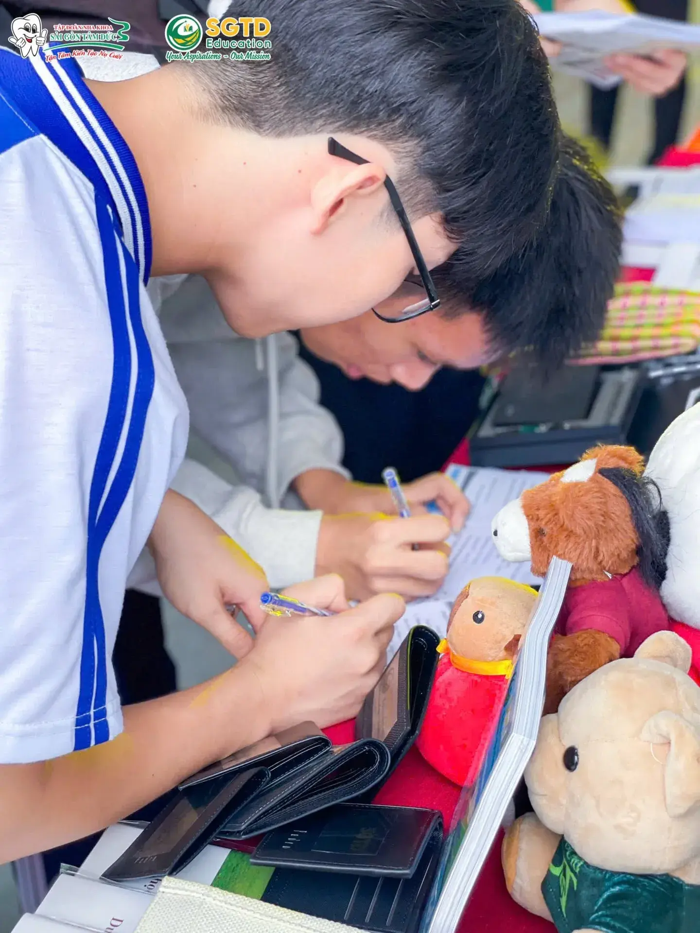 Đội ngũ SGTD Education đồng hành cùng các bạn trẻ
