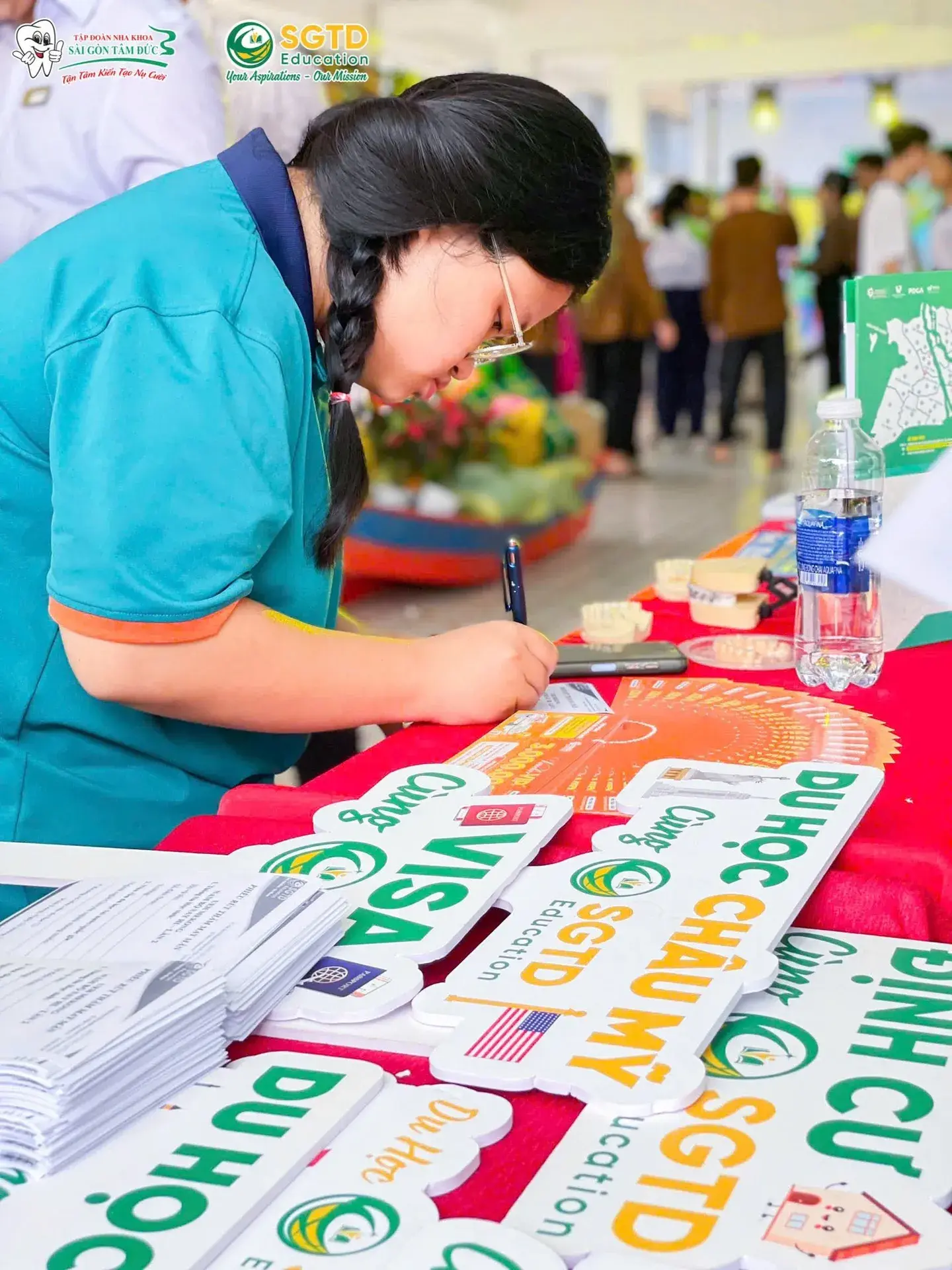 Hoạt động trải nghiệm tại gian của nhà tài trợ