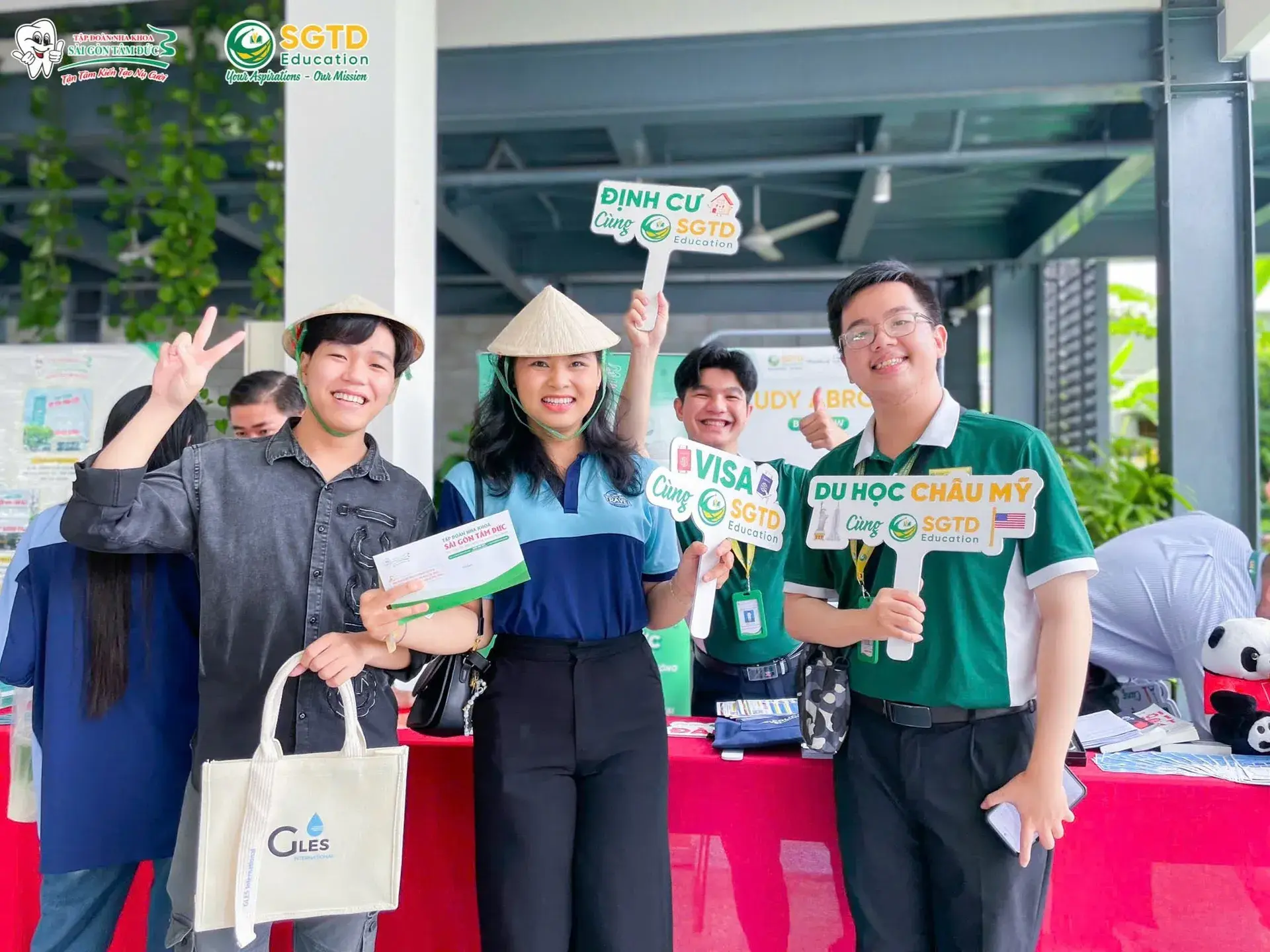 Dấu ấn Nam Bộ Say Hi lần 2 tại UEH Mekong