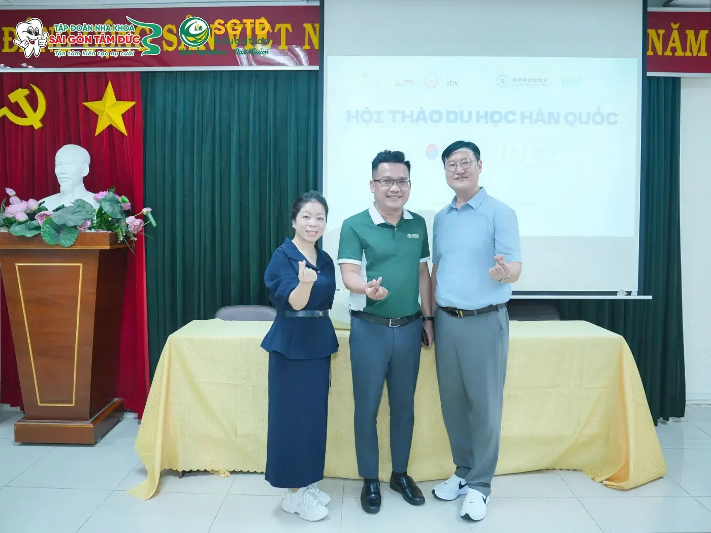 Đại diện SGTD Education và các đơn vị đồng hành tại Hội thảo Du học Hàn Quốc GO! KOREA 2026