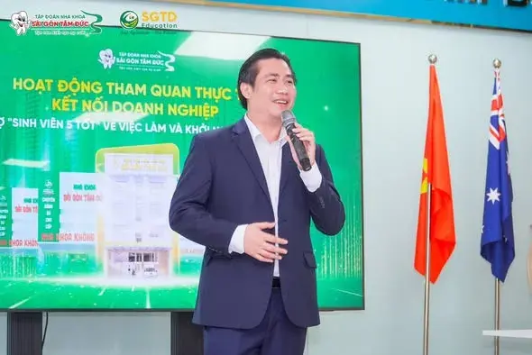 Định Hướng Nghề Nghiệp Quốc Tế cùng Sinh Viên 5 Tốt Tỉnh Vĩnh Long