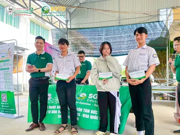 Phần chia sẻ của đội ngũ SGTD Education