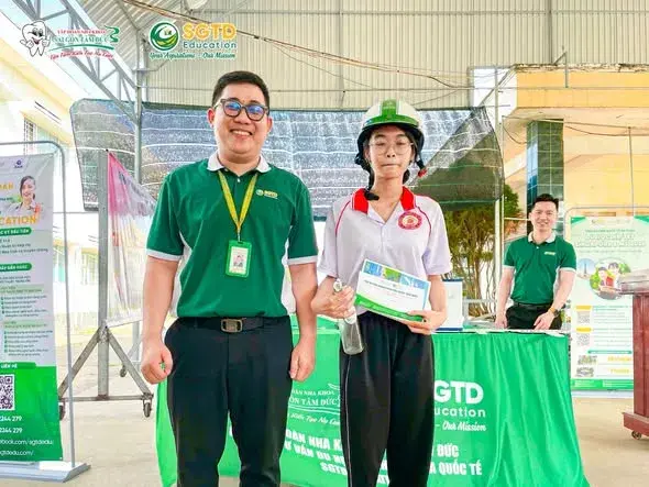 Phần chia sẻ định hướng du học tại nhà trường
