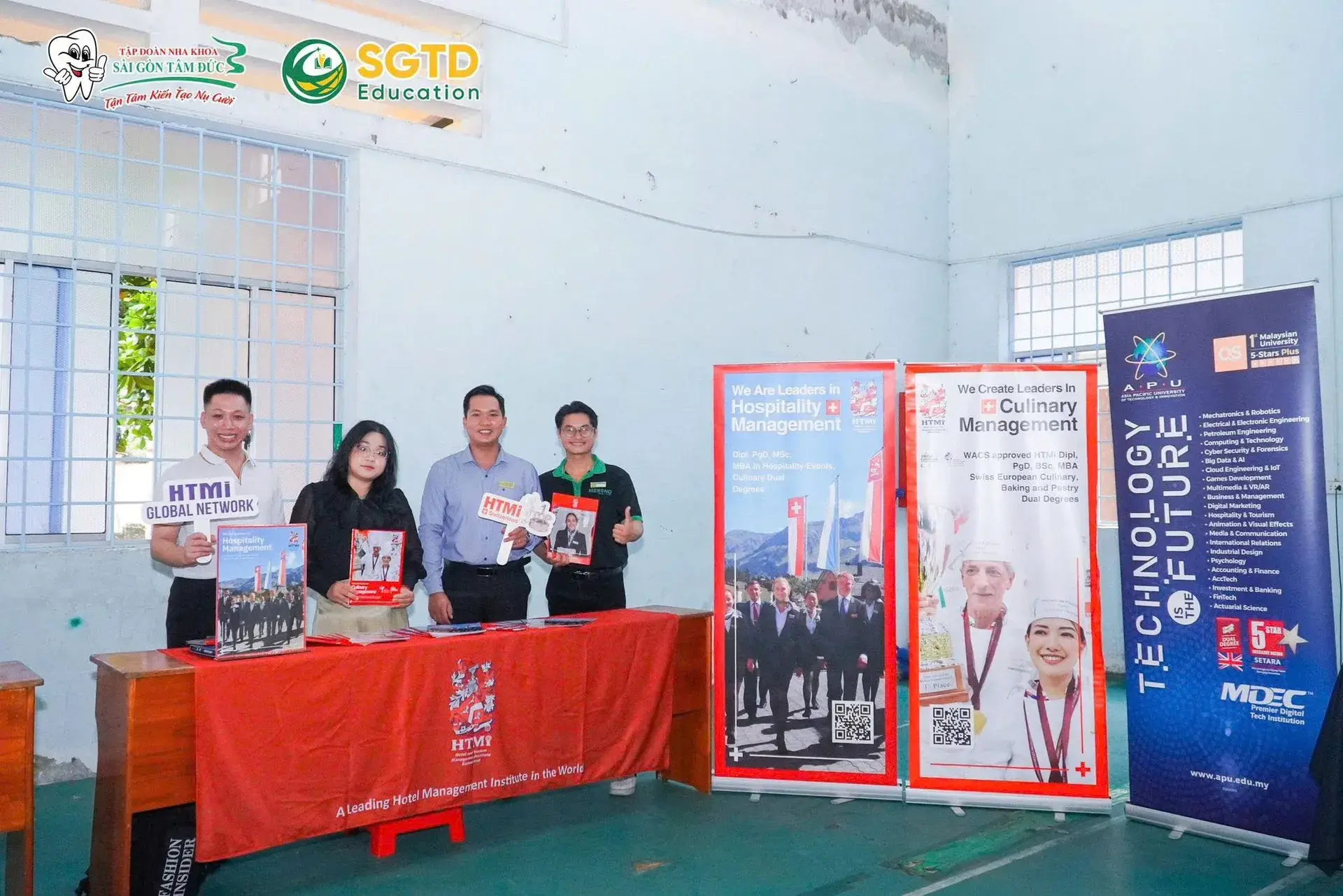 Đại diện các trường Hoa Kỳ giới thiệu chương trình