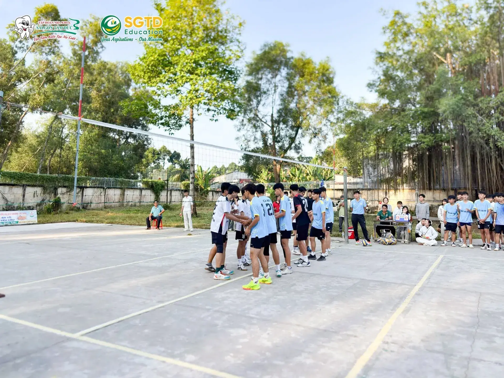 Trao giải Ba cho hai đội đồng hạng