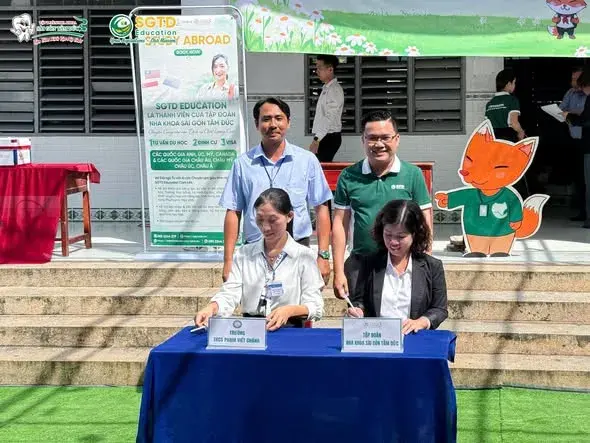 Dự Án Thiện Nguyện "Cùng Em" tại Trường THCS Phạm Viết Chánh