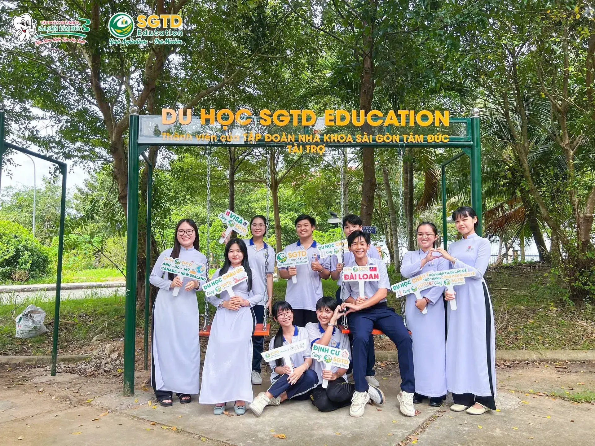 Khoảnh khắc thường ngày của học sinh Trường THPT Chuyên Bến Tre